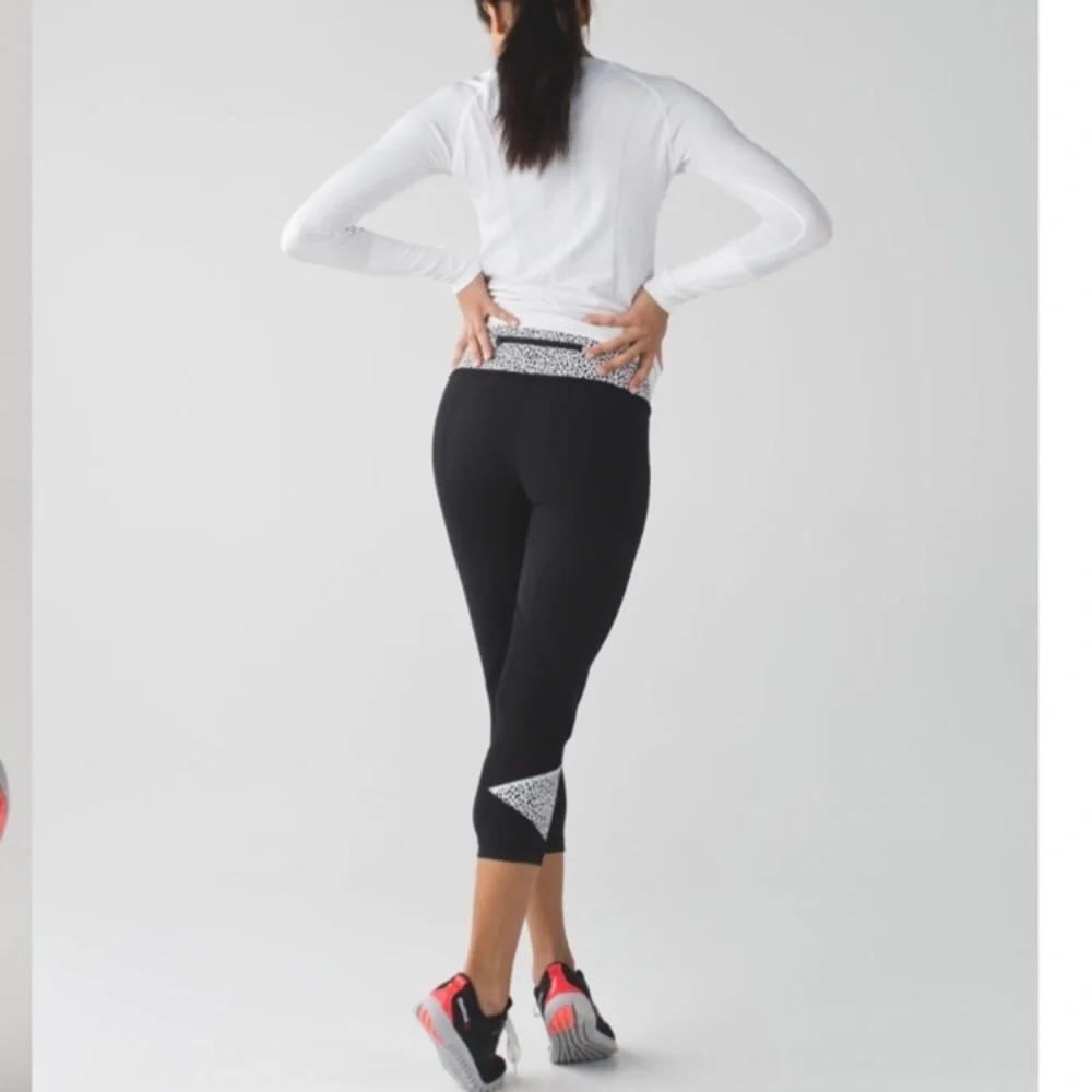 Lululemon Pace Rival Crops